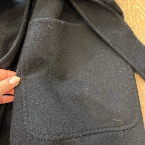 Max Mara belted jacket 100% wool - Picture 13 of 15